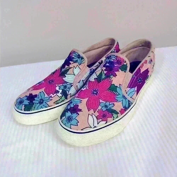 Nike Toki Aloha Pink Floral Slip-On Sneaker 7 Boardwalk Chic Coastal Sporty Vaca - Picture 5 of 16